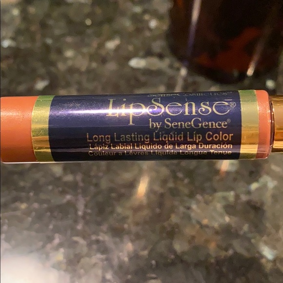 Lipsense – Dawn Rising - Picture 2 of 3